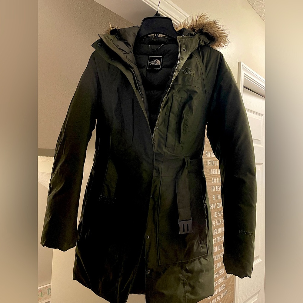 North Face down parka